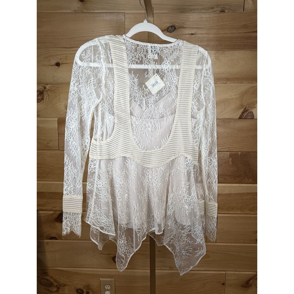 Haute Hippie Antique Lace Silk Blouse NWT Size S Retail $425 - Picture 3 of 4